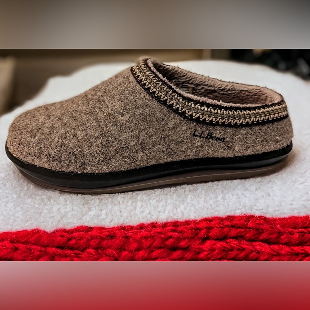 L.L. Bean Women’s Wool Slipper Mules 
Size 9 Taupe Slip on Black Rubber Soles
